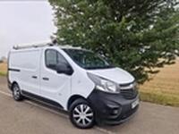 VAUXHALL VIVARO