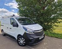 VAUXHALL VIVARO