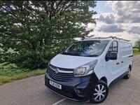 VAUXHALL VIVARO